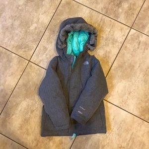 The north face 5T hyvent 550 insulated ski jacket